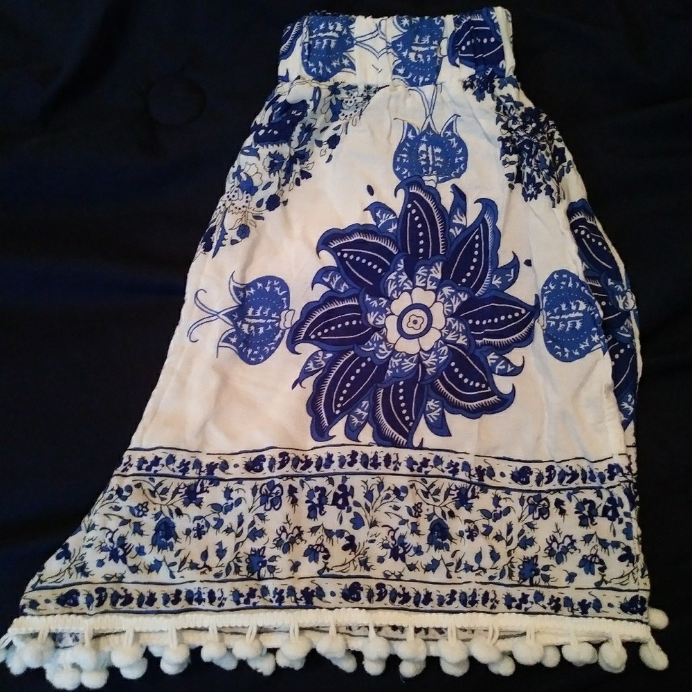 Floay shorts, size M